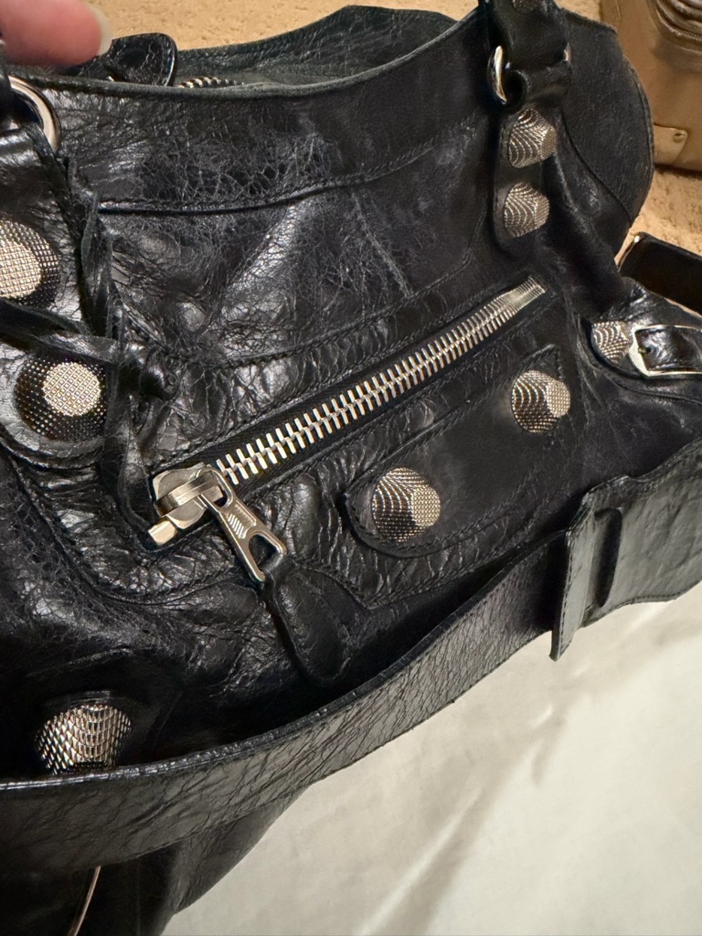 Balenciaga Black Leather Shoulder Bag with Silver Hardware - Picture 6 of 9